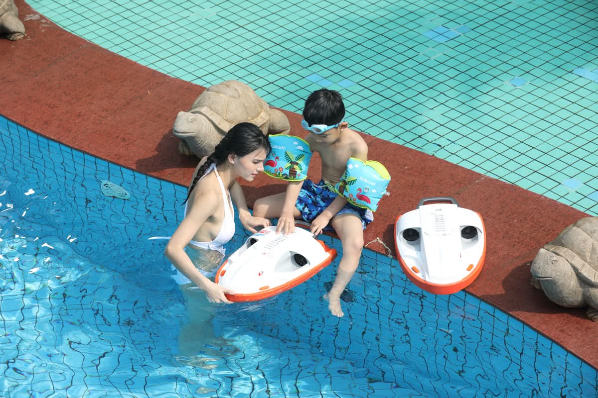 SUBLUE SWII Underwater Scooter