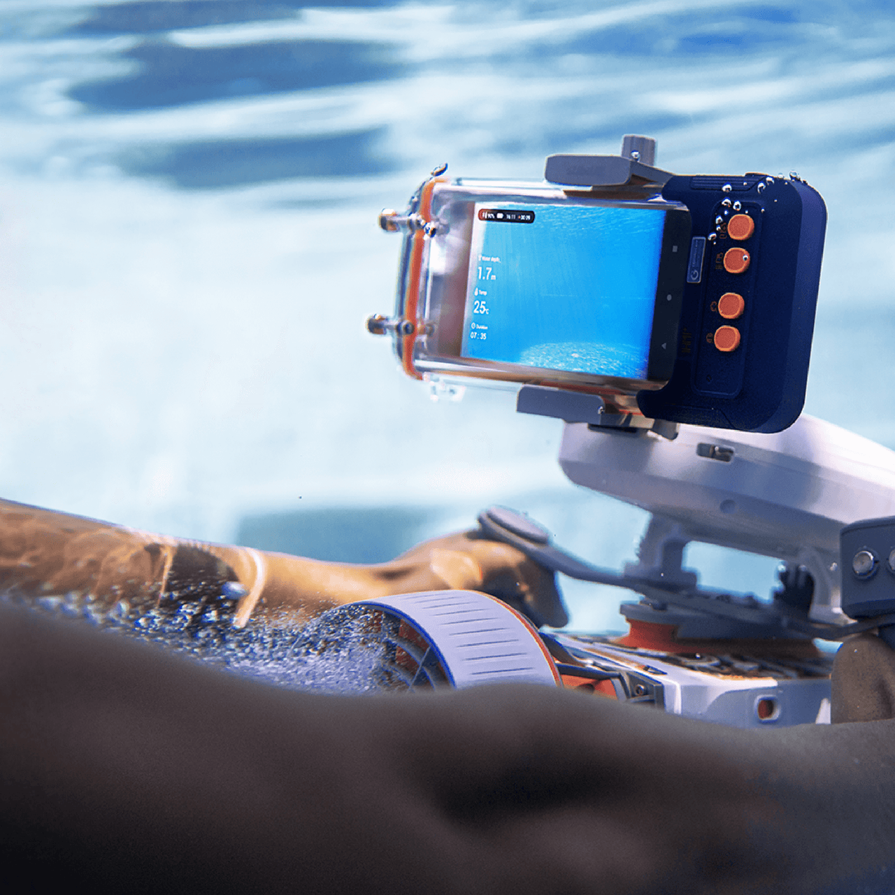 SUBLUE H1+ Smart Waterproof Phone Case