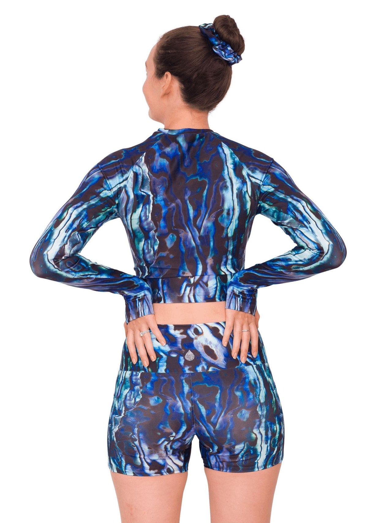 Abalone Restoration Cropped Rashguard - LUXUSFIT Luxury Exercise & Recovery Equipment
